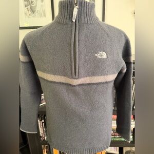 North Face Heavy Wool Half Zip Ski Sweater. Medium Size. Very Good Condition.